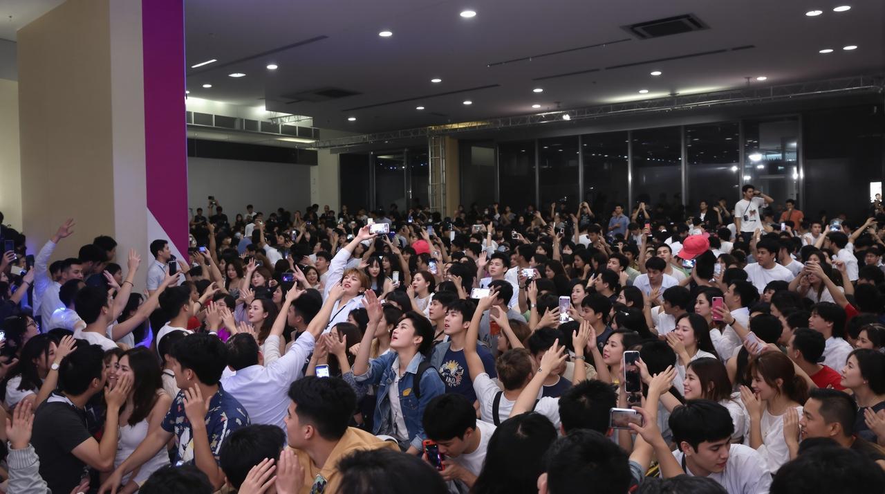 久久精品免费2026年度影迷见面会